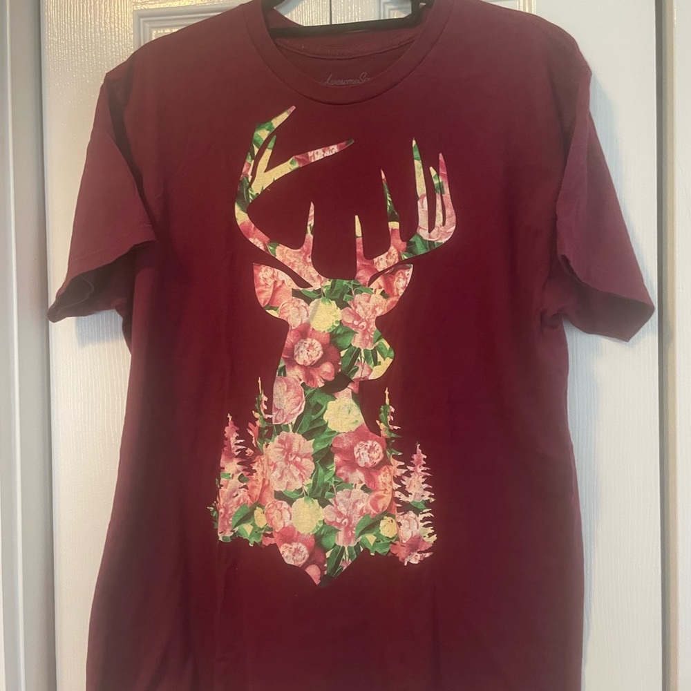 Floral Deer Graphic T-Shirt - Picture 4 of 5